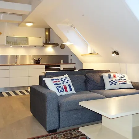Lovely In With House Sea View